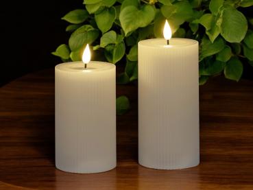 Preview: LED-Kerze 12 cm mit Echtwachs & Flackereffekt – Stimmungsvolles Licht für dein Zuhause